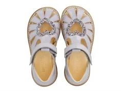 Smal angulus sandal med lak og glimmer og hjerte